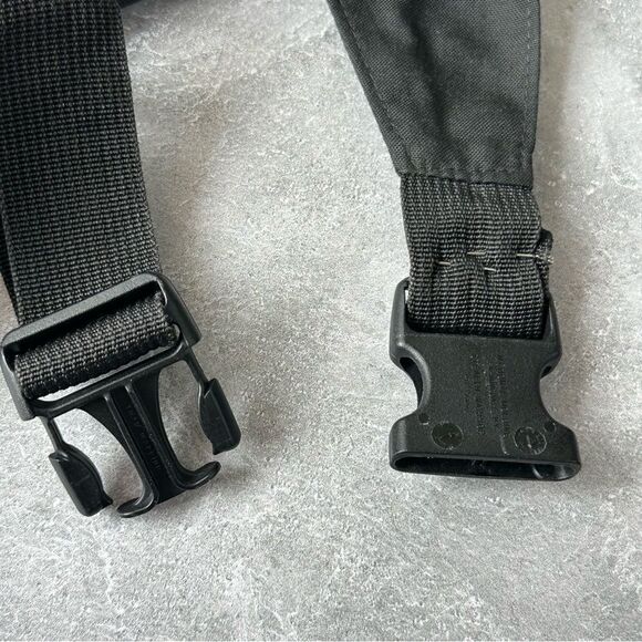 Vintage 90s Jansport Black Fanny Pack Bum Waist Bag Unisex - Picture 11 of 11